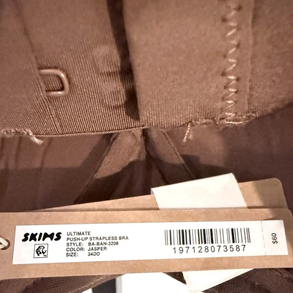 SKIMS Ultimate Push Up Convertible Strapless Bra size 34 DD BA-BAN-3208 - Picture 2 of 6